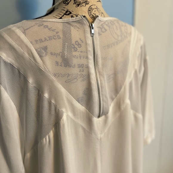 2 X 12 Short Sleeve Blouse Red X - Picture 6 of 14